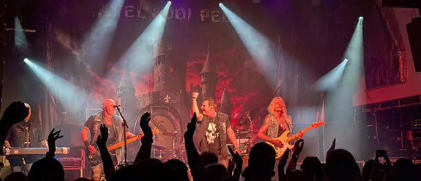 HeaderAxelRudiPellLiveReview